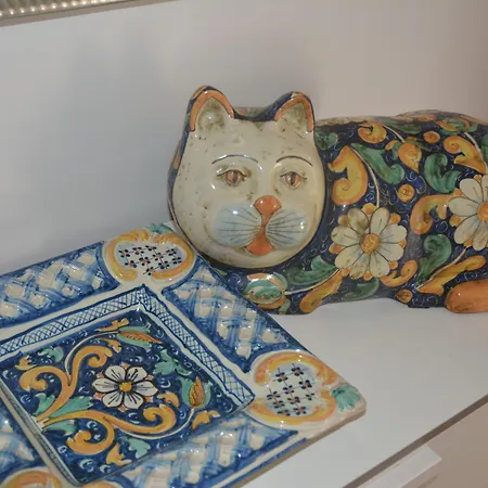 Art B&B-3
